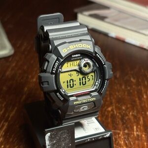 NEW Casio G-Shock G8900-1 Digital Watch in Black with Yellow Display